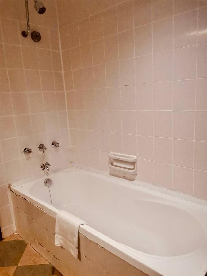 Seaview Deluxe Studio Couples Room S Танджунг-Бунгах Екстер'єр фото
