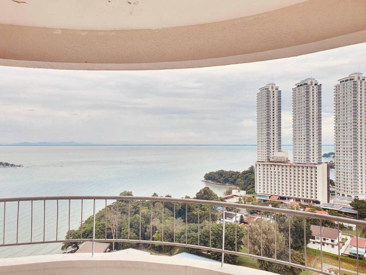 Seaview Deluxe Studio Couples Room S Танджунг-Бунгах Екстер'єр фото
