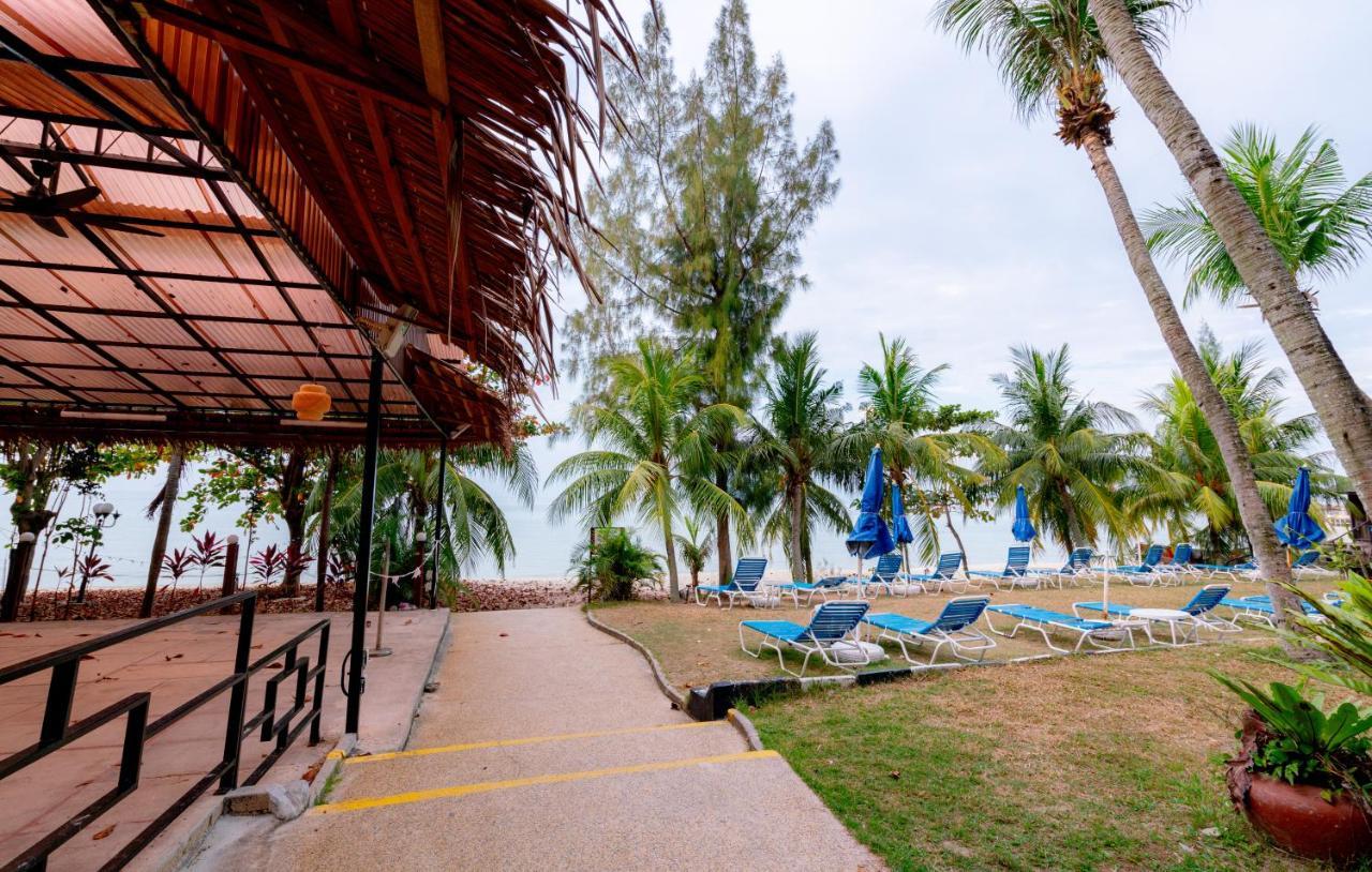 Seaview Deluxe Studio Couples Room S Танджунг-Бунгах Екстер'єр фото