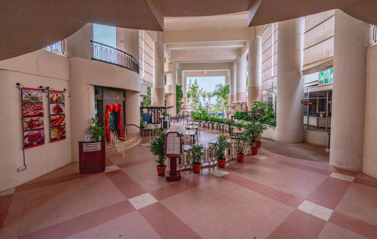 Seaview Deluxe Studio Couples Room S Танджунг-Бунгах Екстер'єр фото