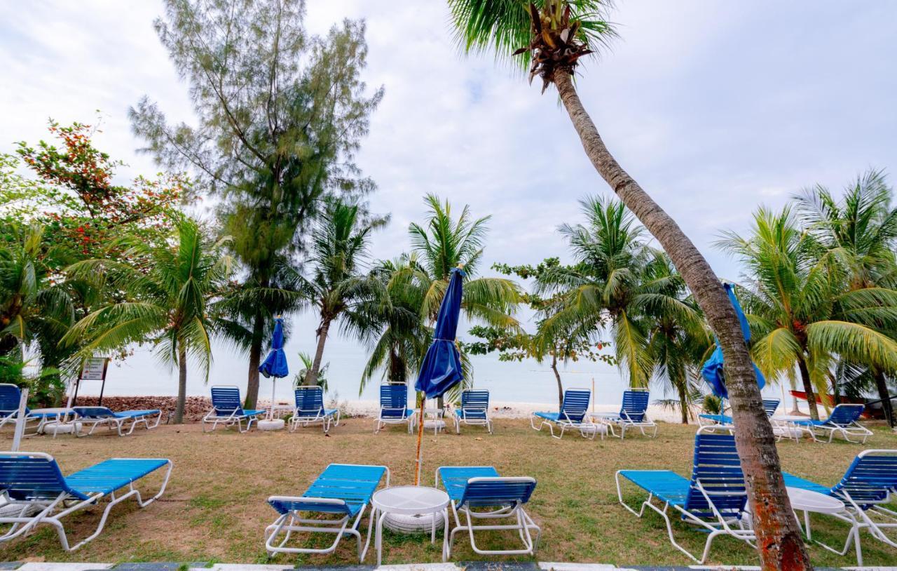 Seaview Deluxe Studio Couples Room S Танджунг-Бунгах Екстер'єр фото