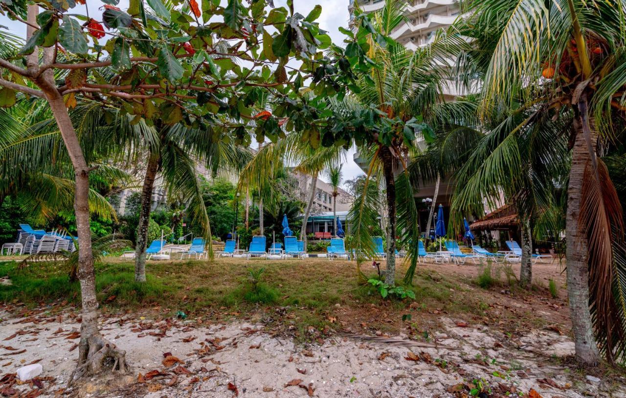 Seaview Deluxe Studio Couples Room S Танджунг-Бунгах Екстер'єр фото