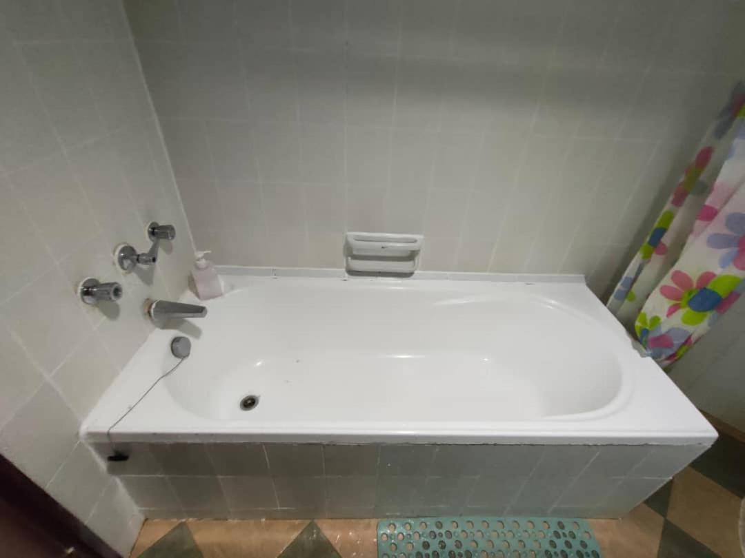 Seaview Deluxe Studio Couples Room S Танджунг-Бунгах Екстер'єр фото
